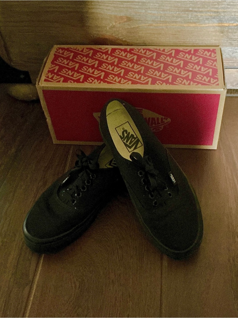 Vans Women’s Black Canvas Low-Top Sneakers - Picture 3 of 3